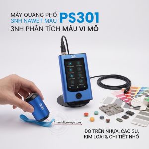 Một hình ảnh giới thiệu sản phẩm đầy đủ cho máy quang phổ 3nh PS301 trên một mặt bàn trắng với nhiều callout thông tin. Văn bản tiếng Việt nổi bật phía trên mô tả 'MÁY QUANG PHỔ PS301' của '3NH' cho phân tích màu vi mô. Một callout chỉ rõ '1mm Micro-Aperture.' Văn bản tiếng dưới tóm tắt khả năng: 'ĐO TRÊN NHỰA, CAO SU, KIM LOẠI & CHI TIẾT NHỎ.' Một tay kỹ thuật viên đang giữ đầu đo gần một mẫu.